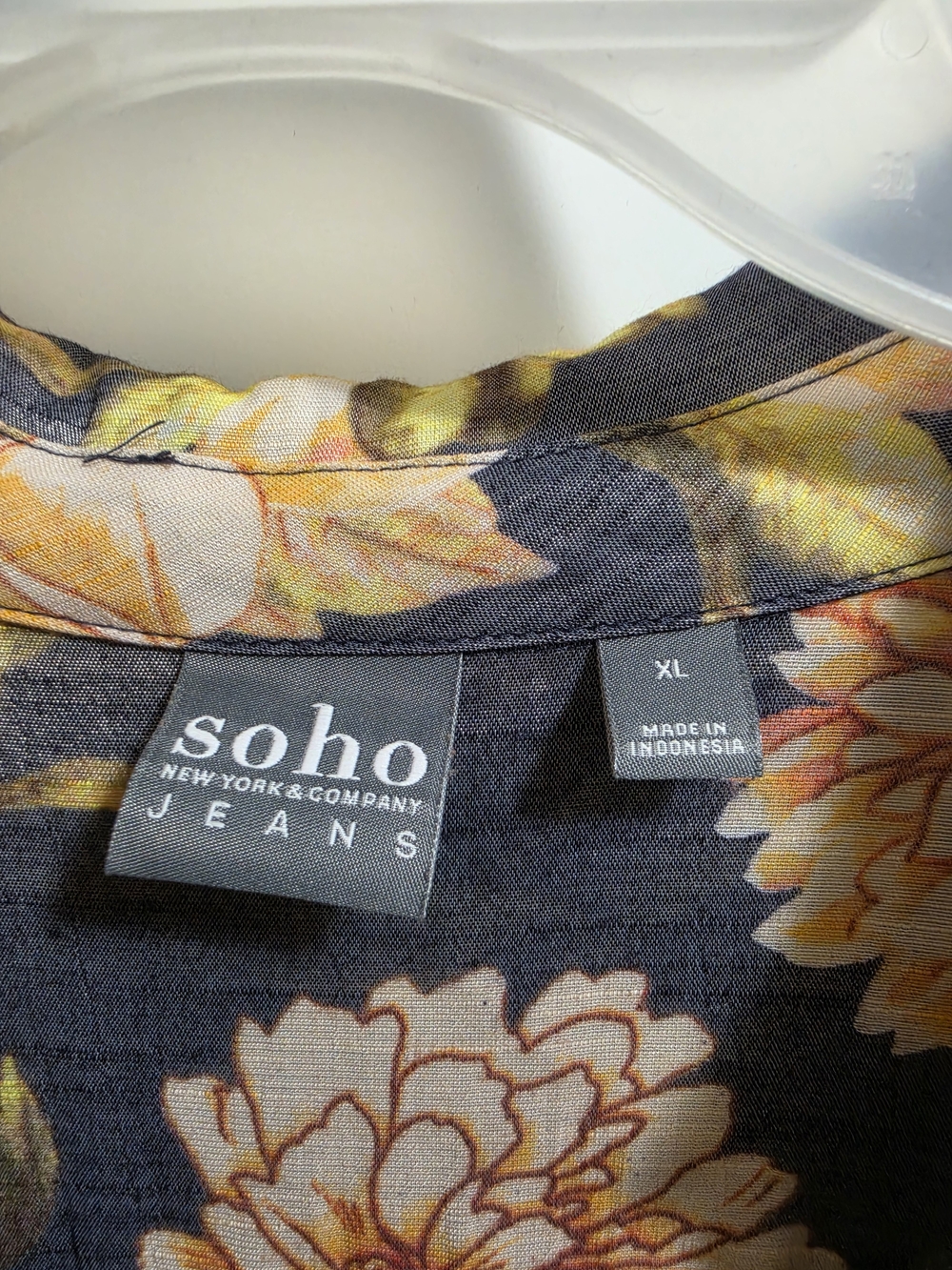 Soho Jeans Floral Button-Up Shirt in Navy with Yellow & Peach Blooms - Picture 2 of 4